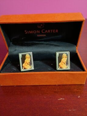 Simon Carter Novelty Pin-Up Girl Cufflinks